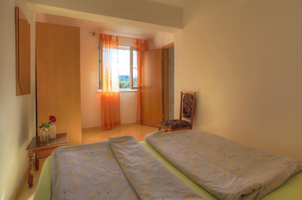 Apartments Irena Jezera Zimmer foto