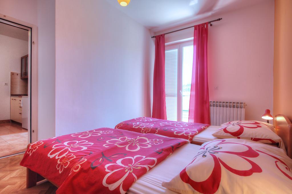 Apartments Irena Jezera Zimmer foto